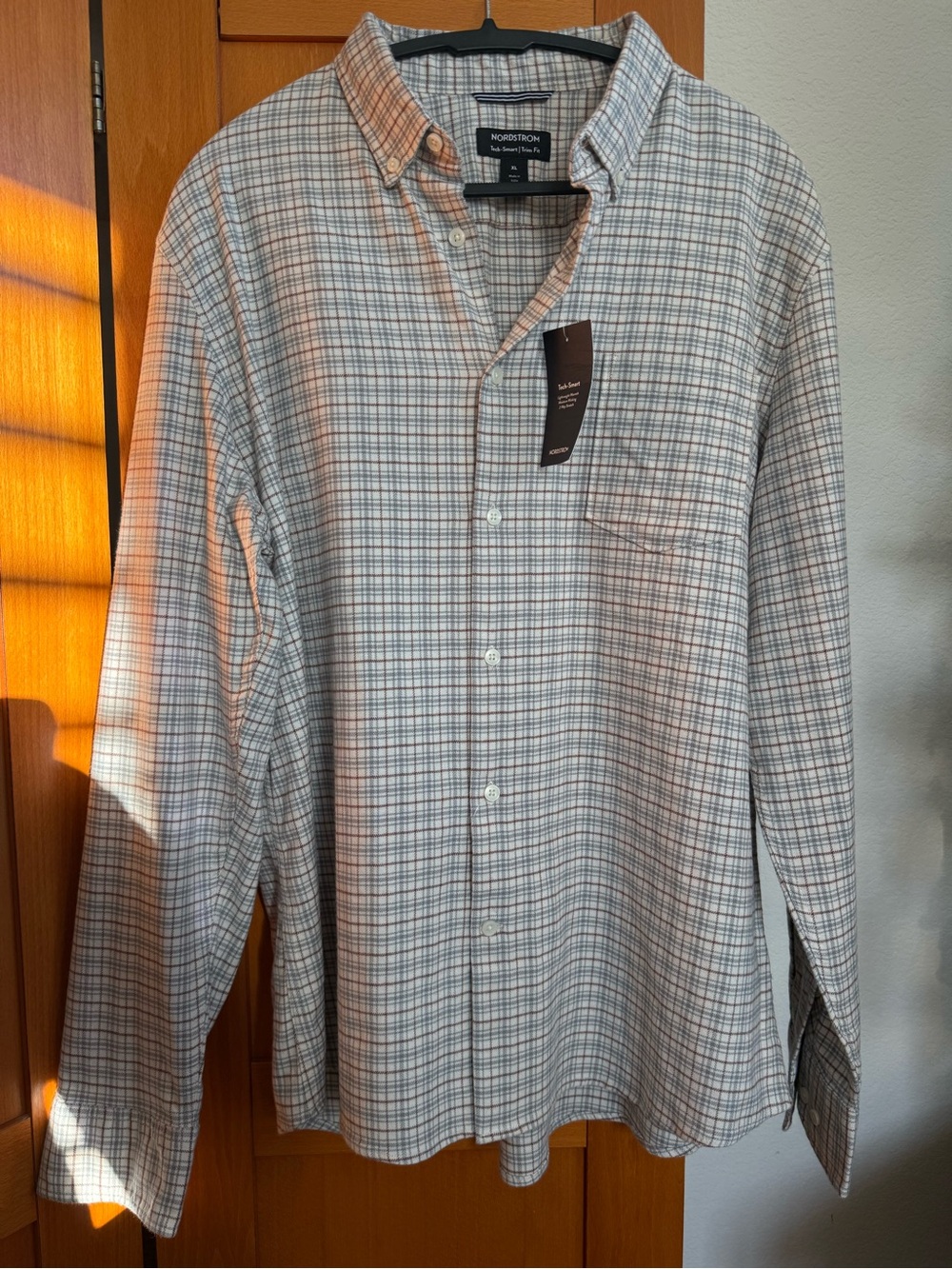 Nordstrom Men’s Blue & Gray Plaid Button-Down Shirt